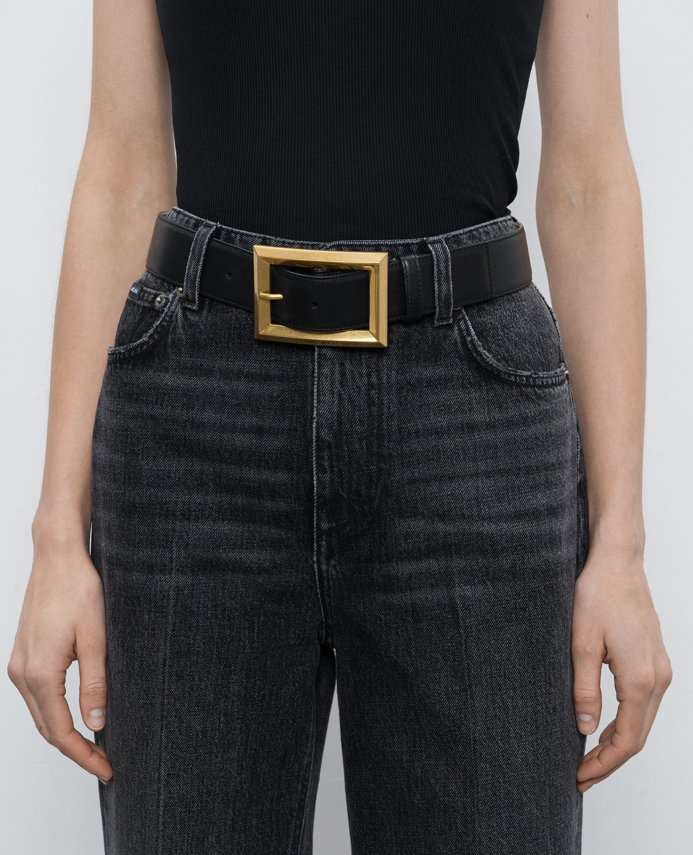 

Black leather belt ARLIE Jimmy Choo