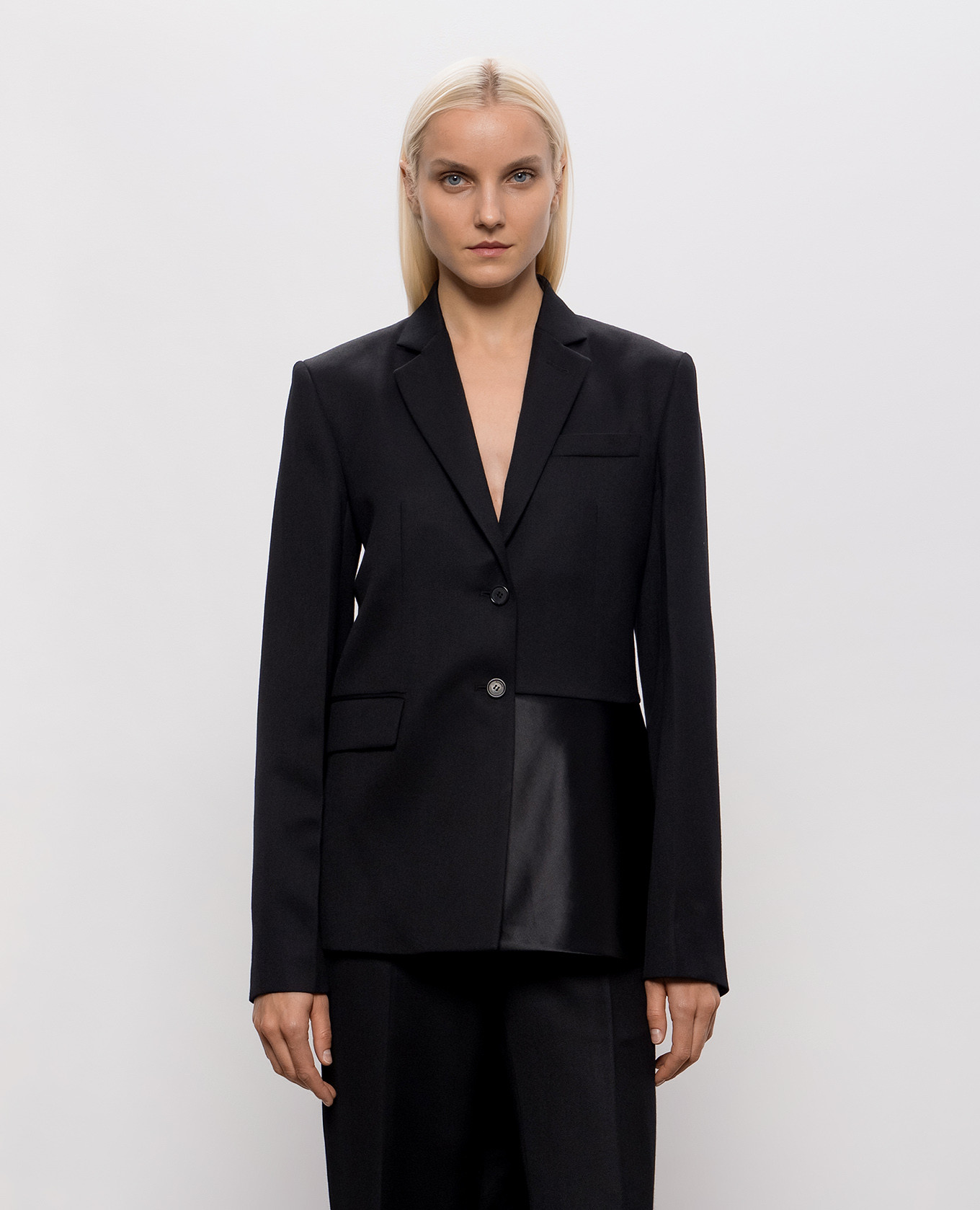 Black jacket JW Anderson 3