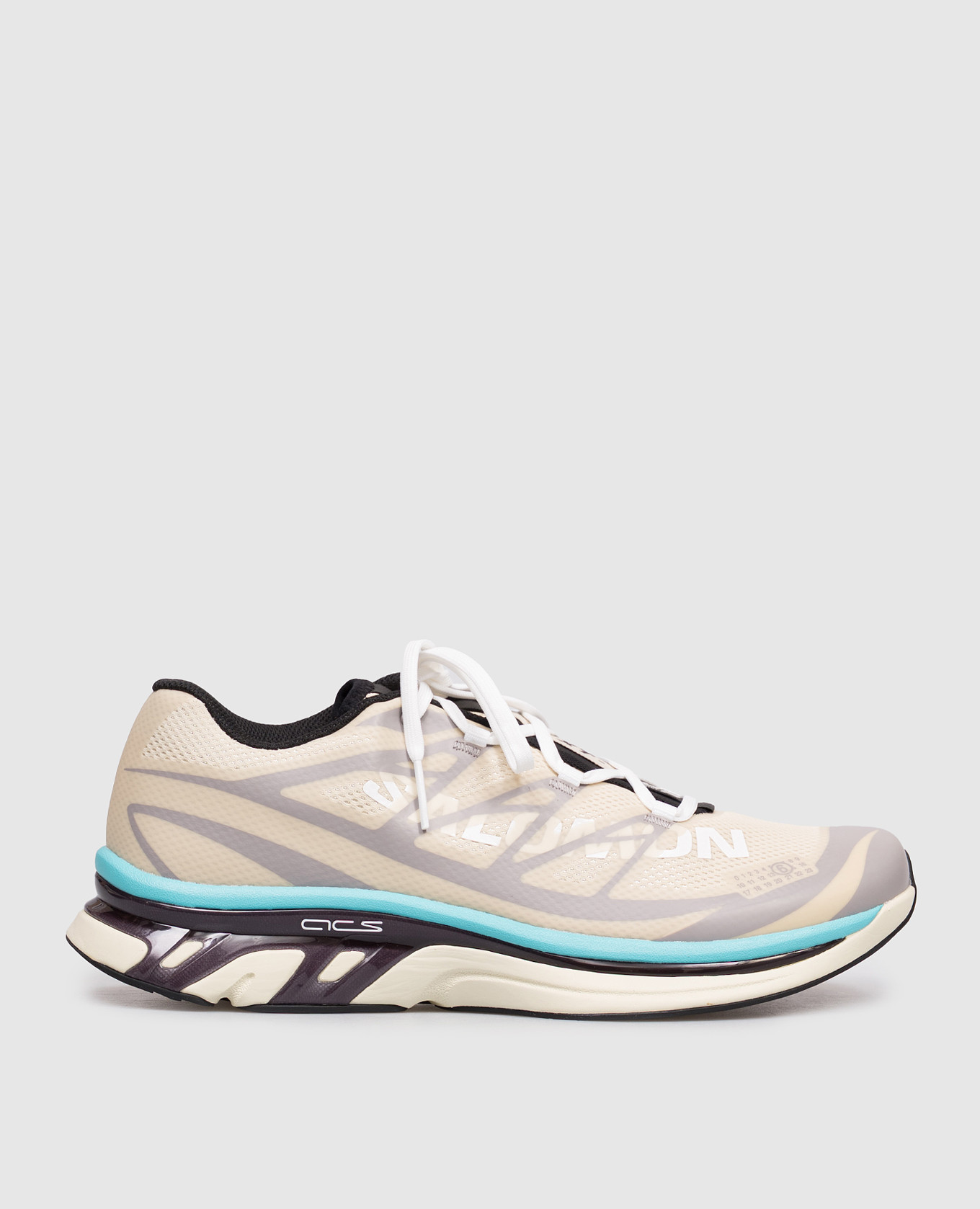 Beige sneakers with logo print