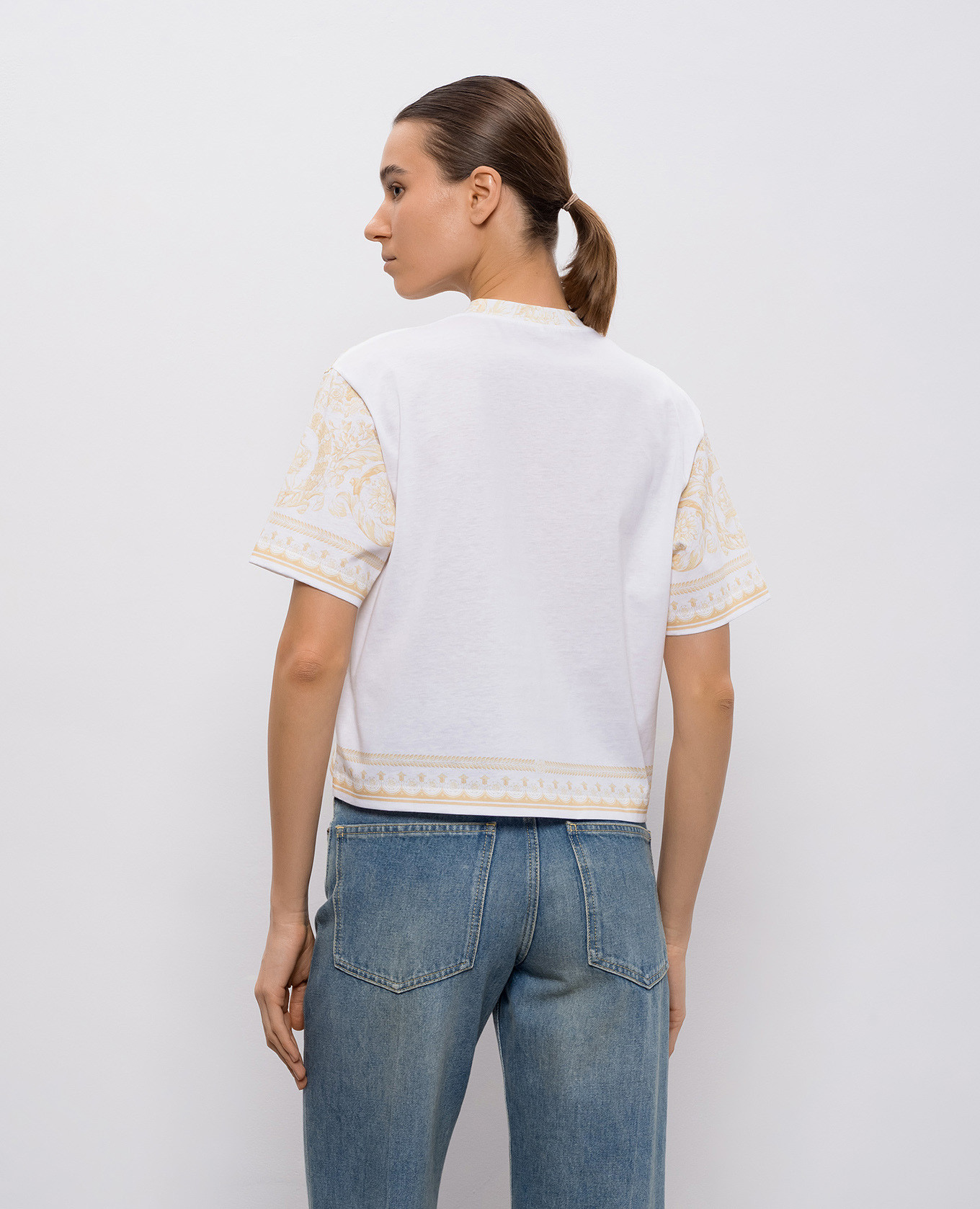 White T-shirt with Barocco Jacquard print Versace 4