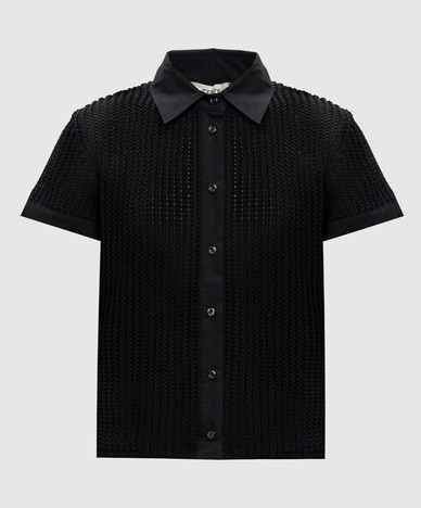 Black short-sleeved shirt