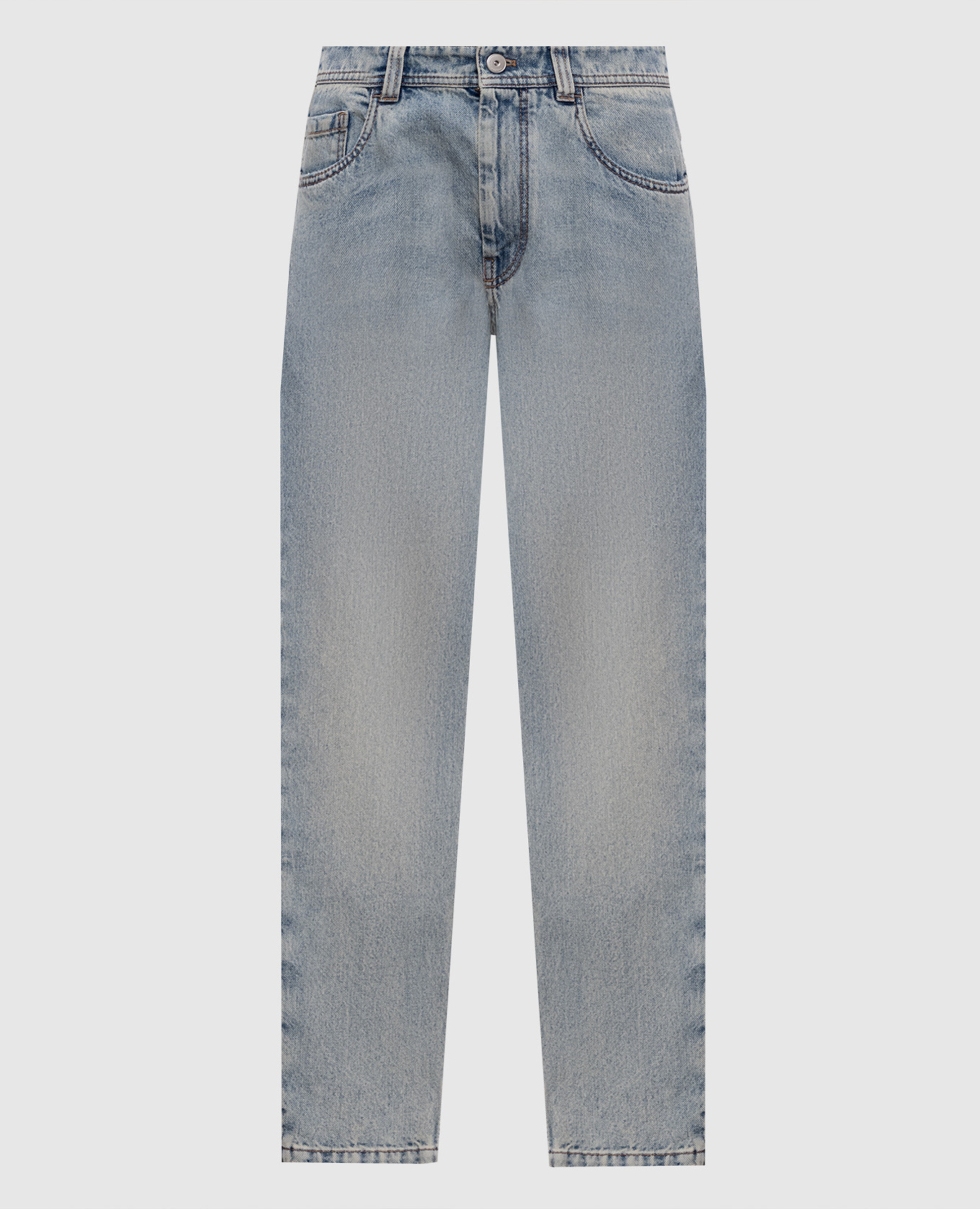 Blue mom jeans with a frayed effect
