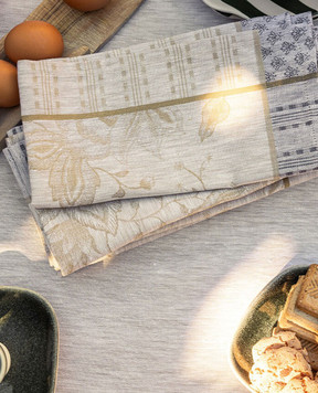 Le Jacquard Fraincais Beige Été Indien linen napkin 31628