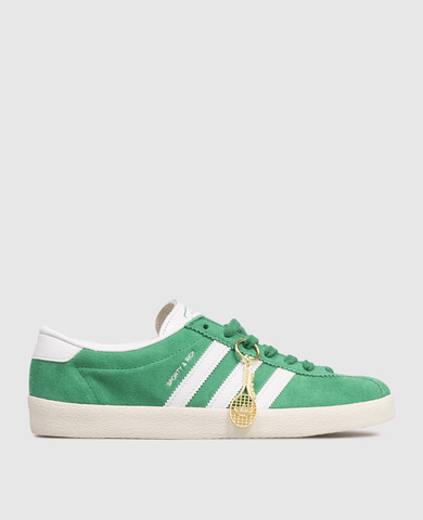 Sporty & Rich