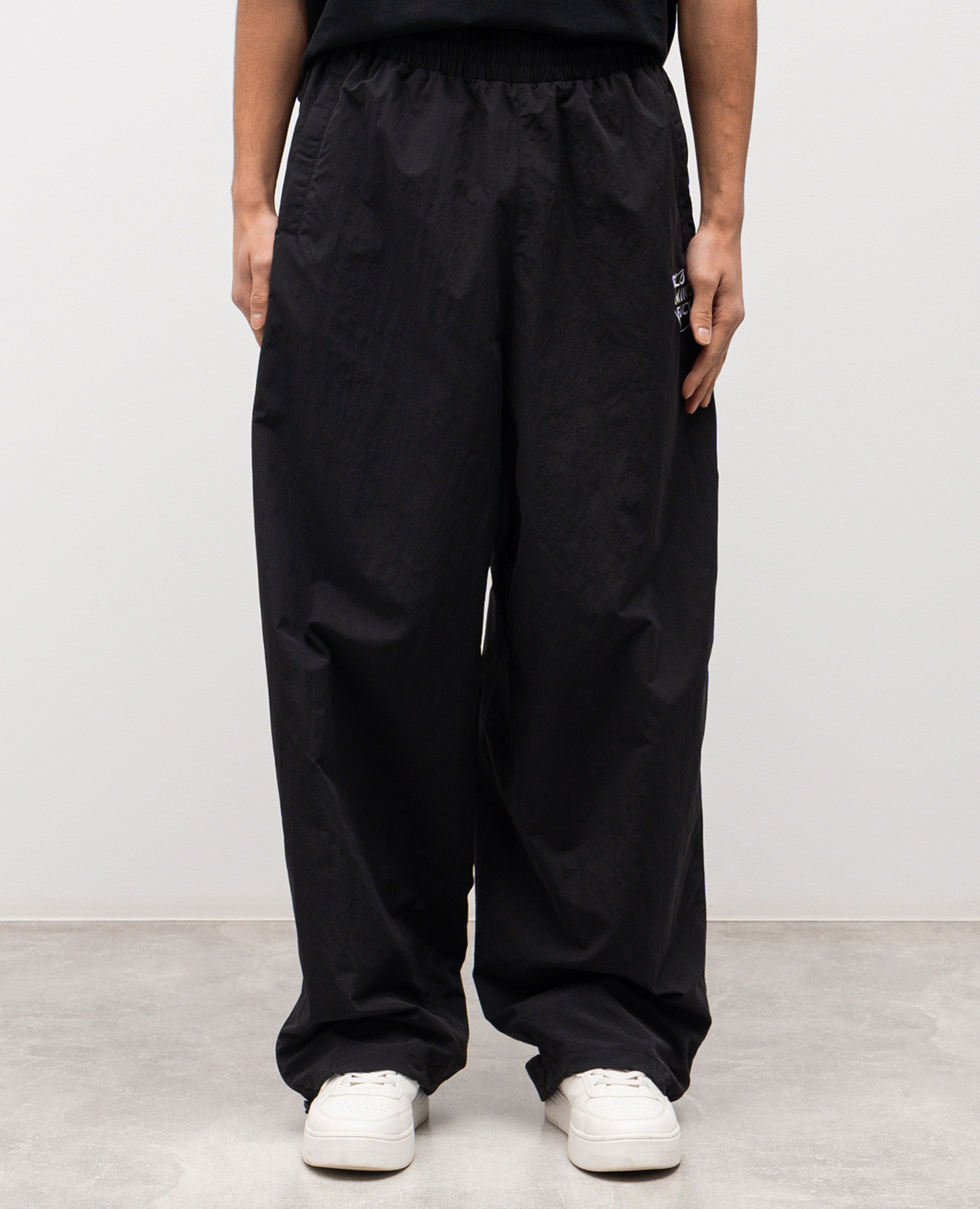 

Black sweatpants with logo Vetements