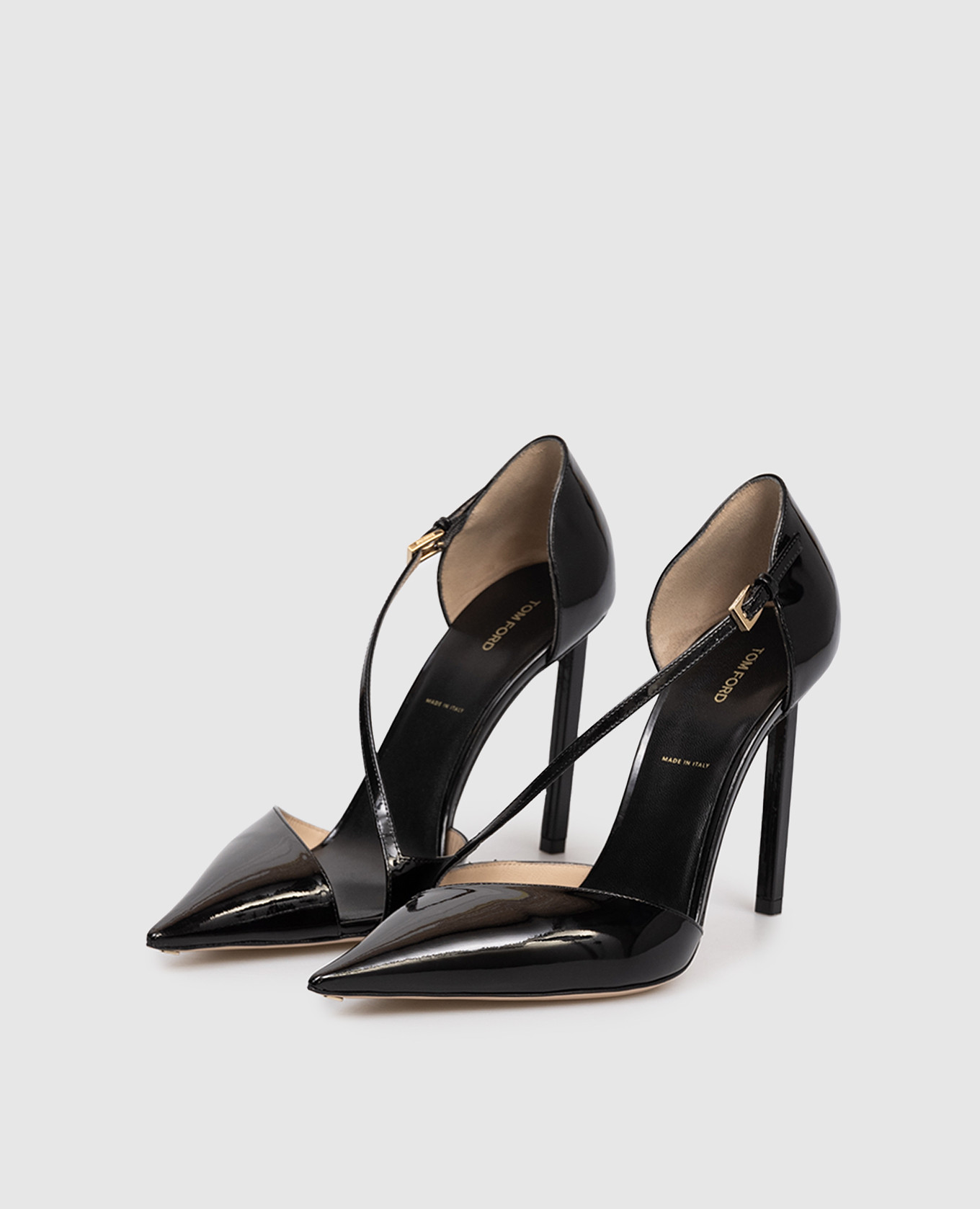 

Black patent leather shoes Tom Ford