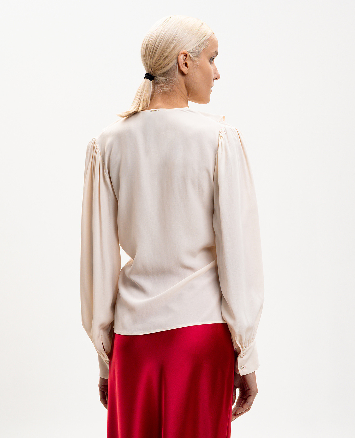 Ivory blouse with ruffles Twinset 4