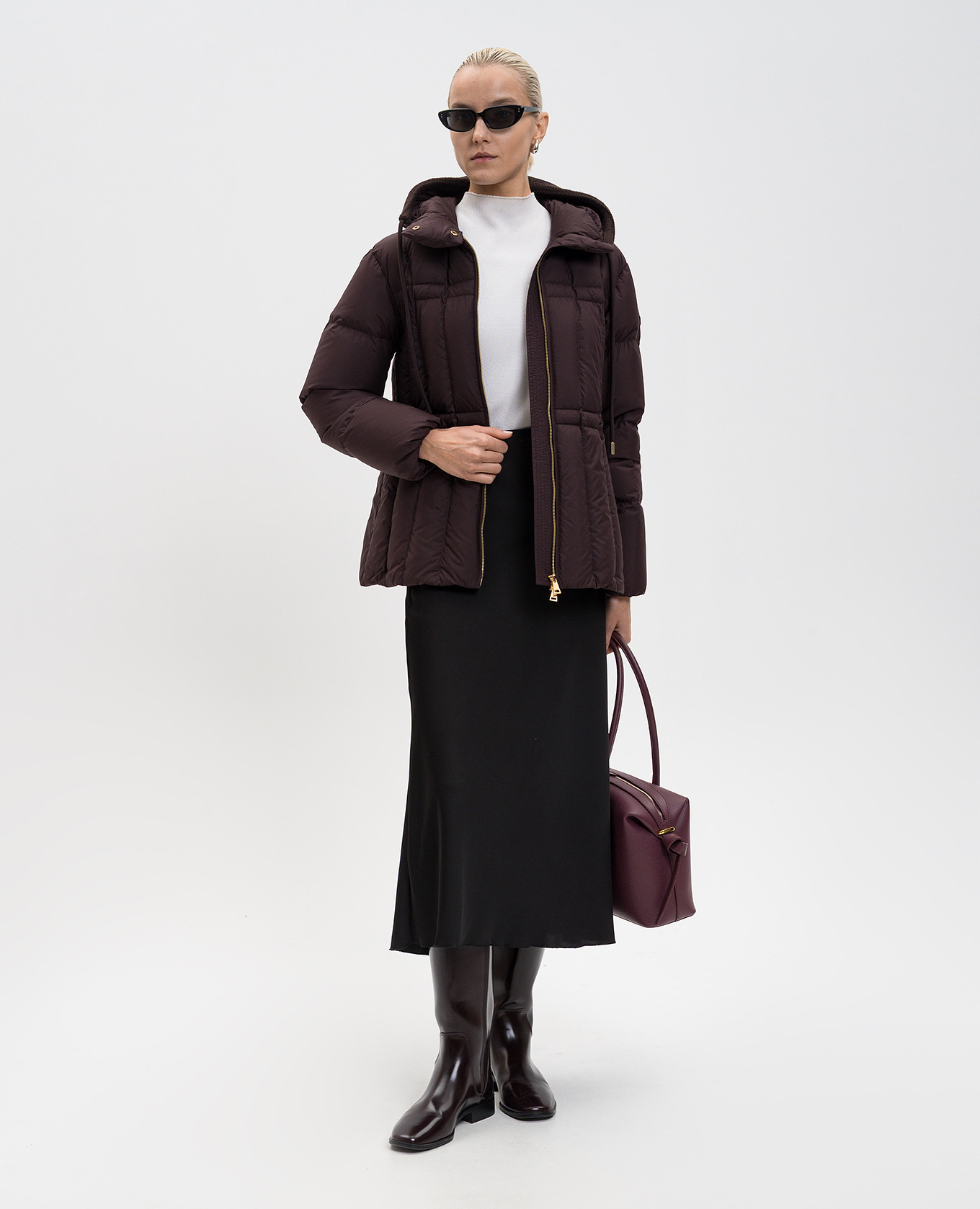 

Burgundy down jacket Estom Moncler