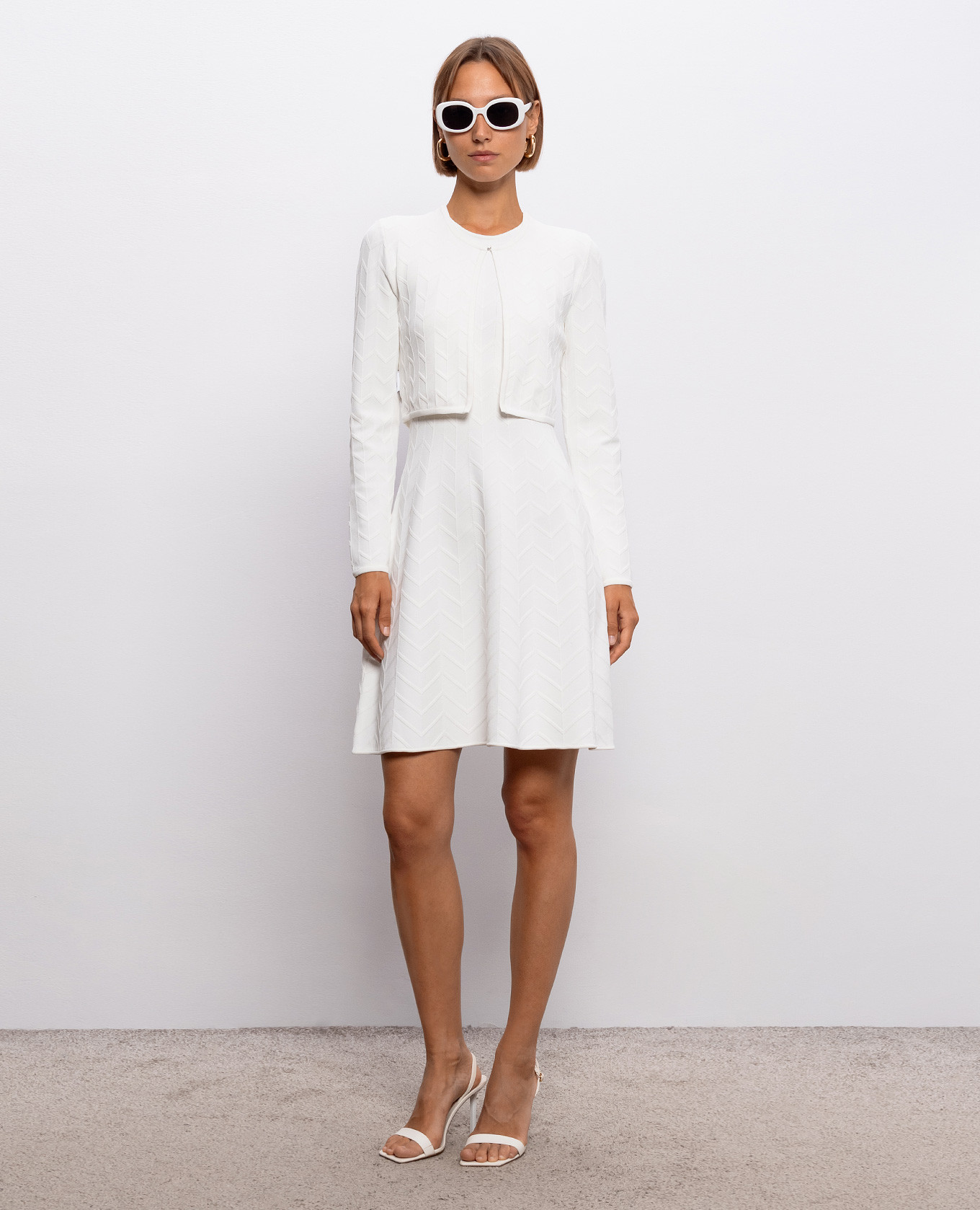Ellis white cardigan Herve Leger 2