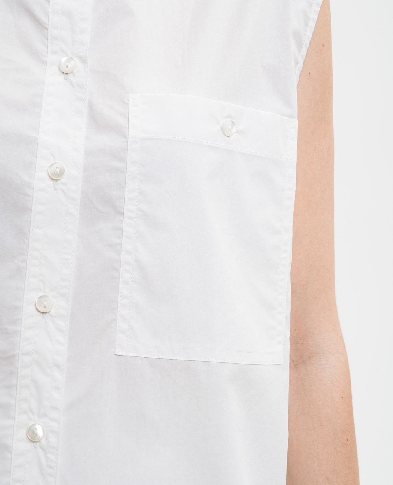 White sleeveless shirt Solotre 5