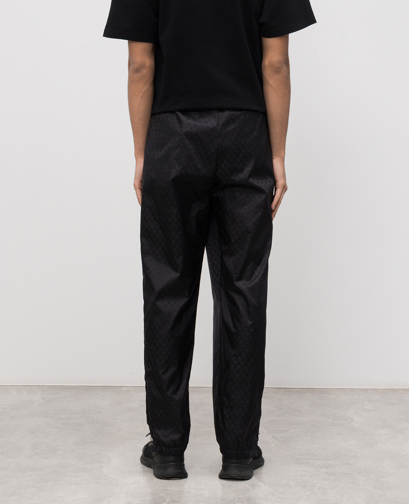 Black printed sweatpants Alexander McQueen 4