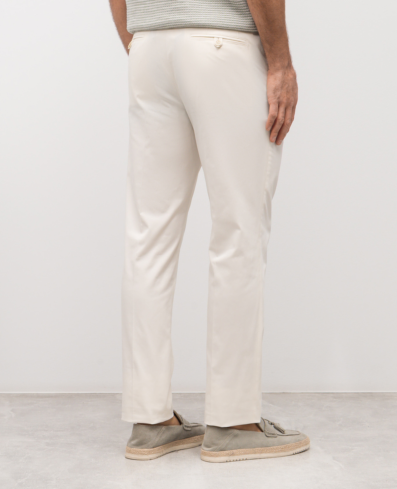 White pants with emblem Brett Johnson 4