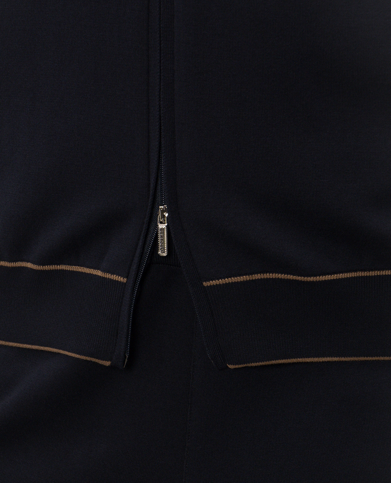 Blue tracksuit with emblem Bertolo Cashmere 4