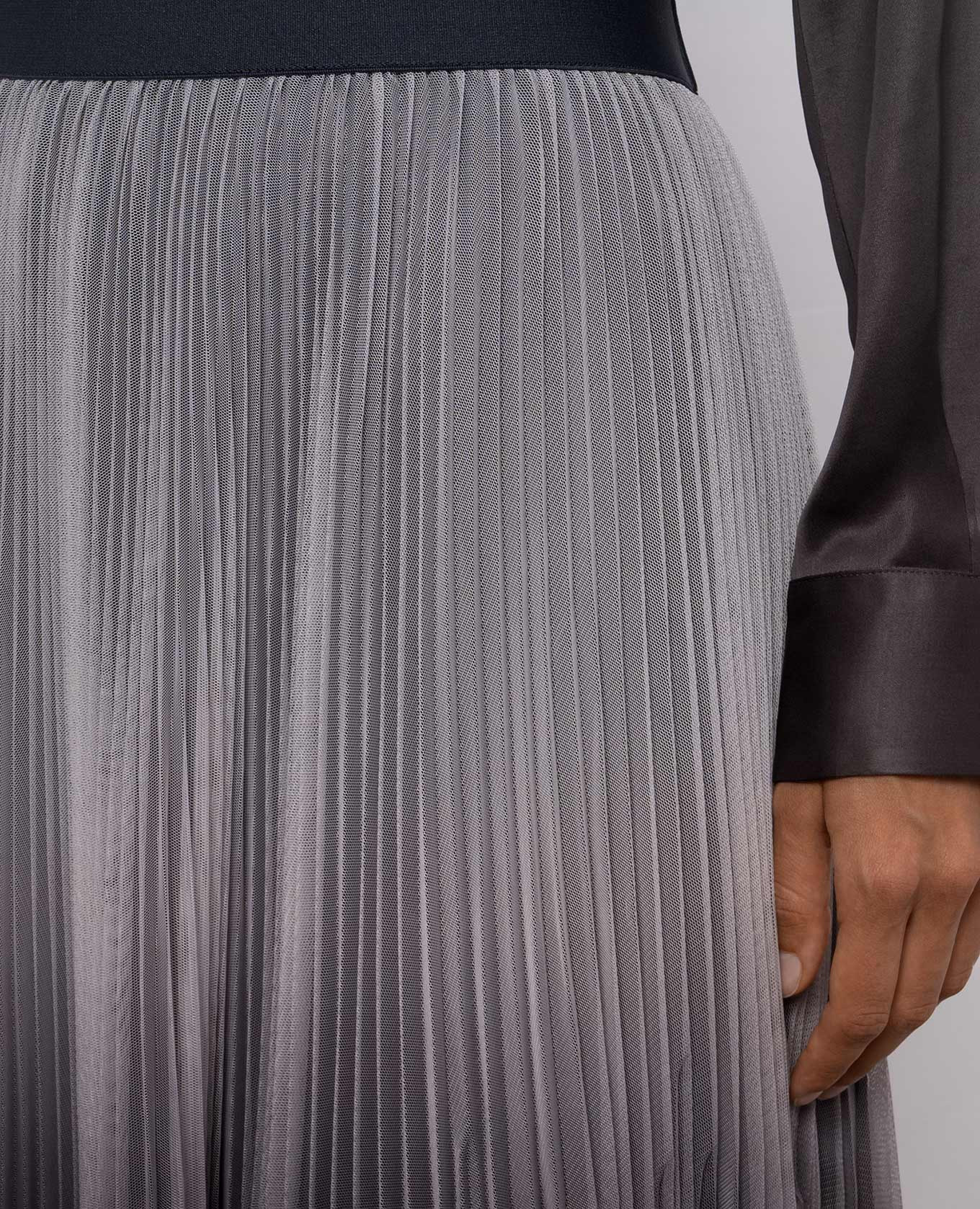 Gray pleated skirt Peserico 5