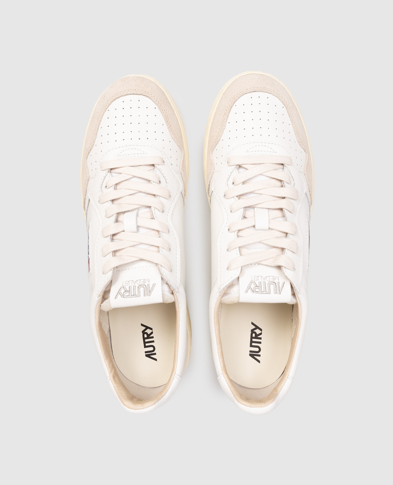 

White leather sneakers MEDALIST AUTRY