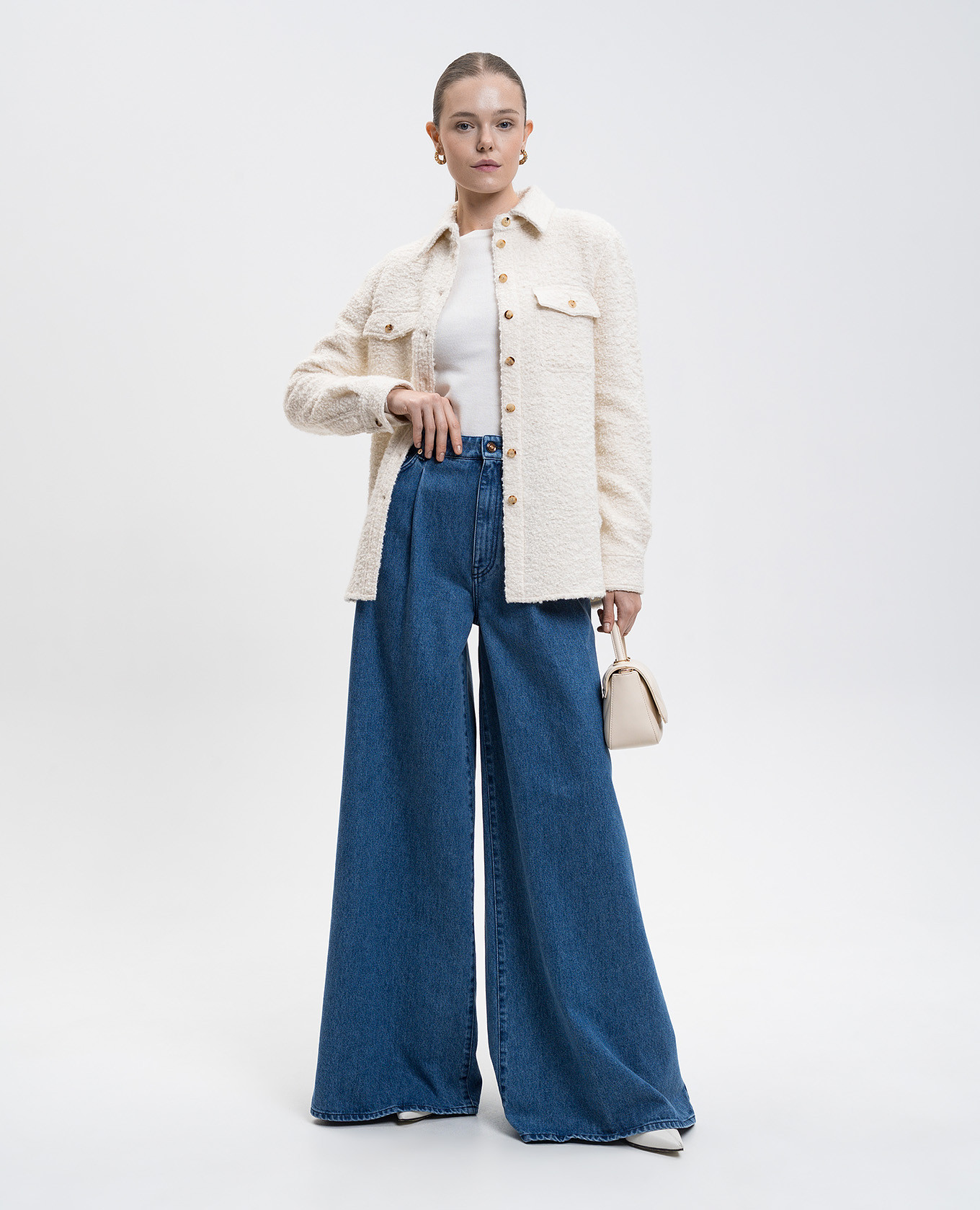 

John Austin white shirt jacket in cashmere, wool and silk Gabriela Hearst