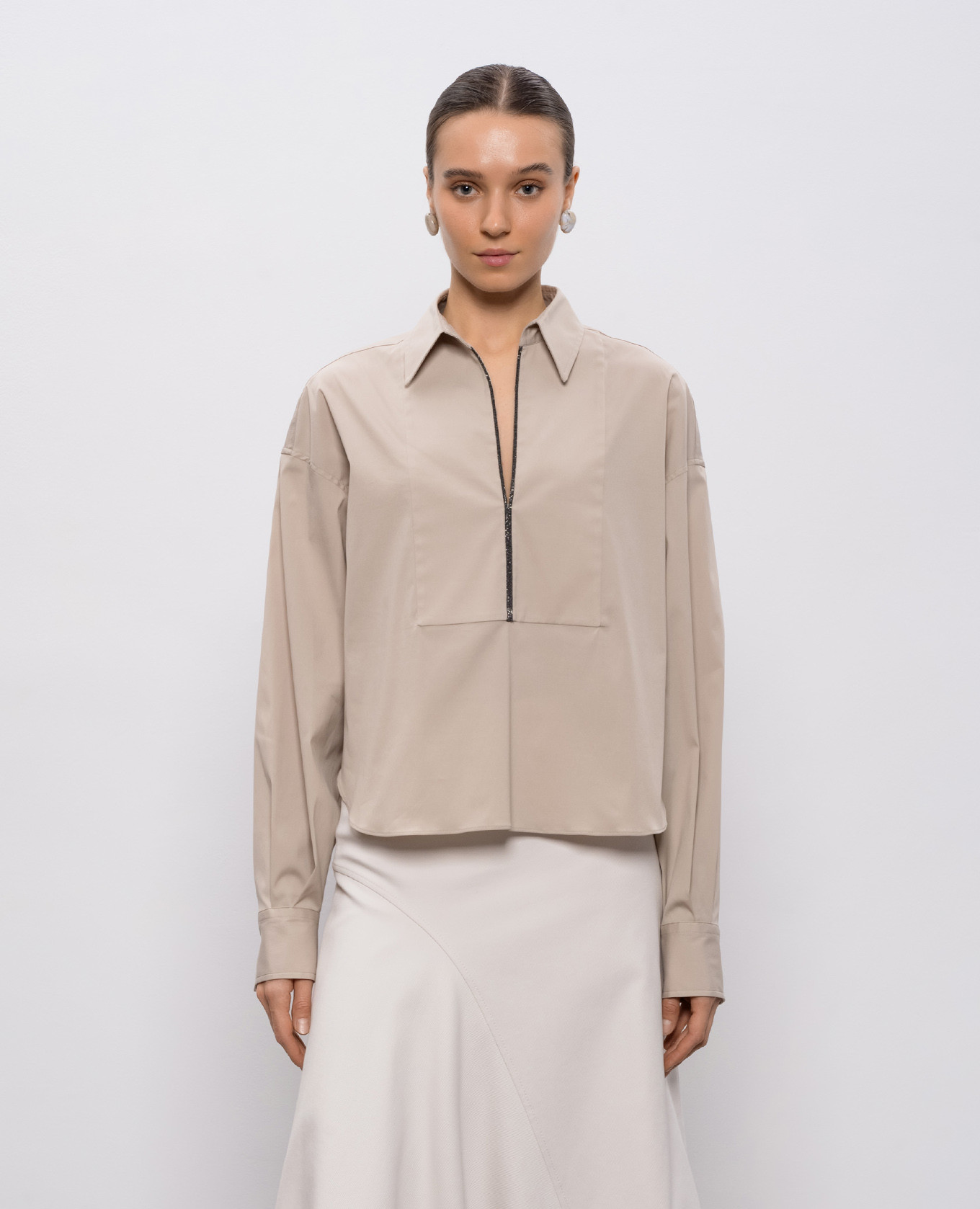 

Beige blouse with monil chain Brunello Cucinelli