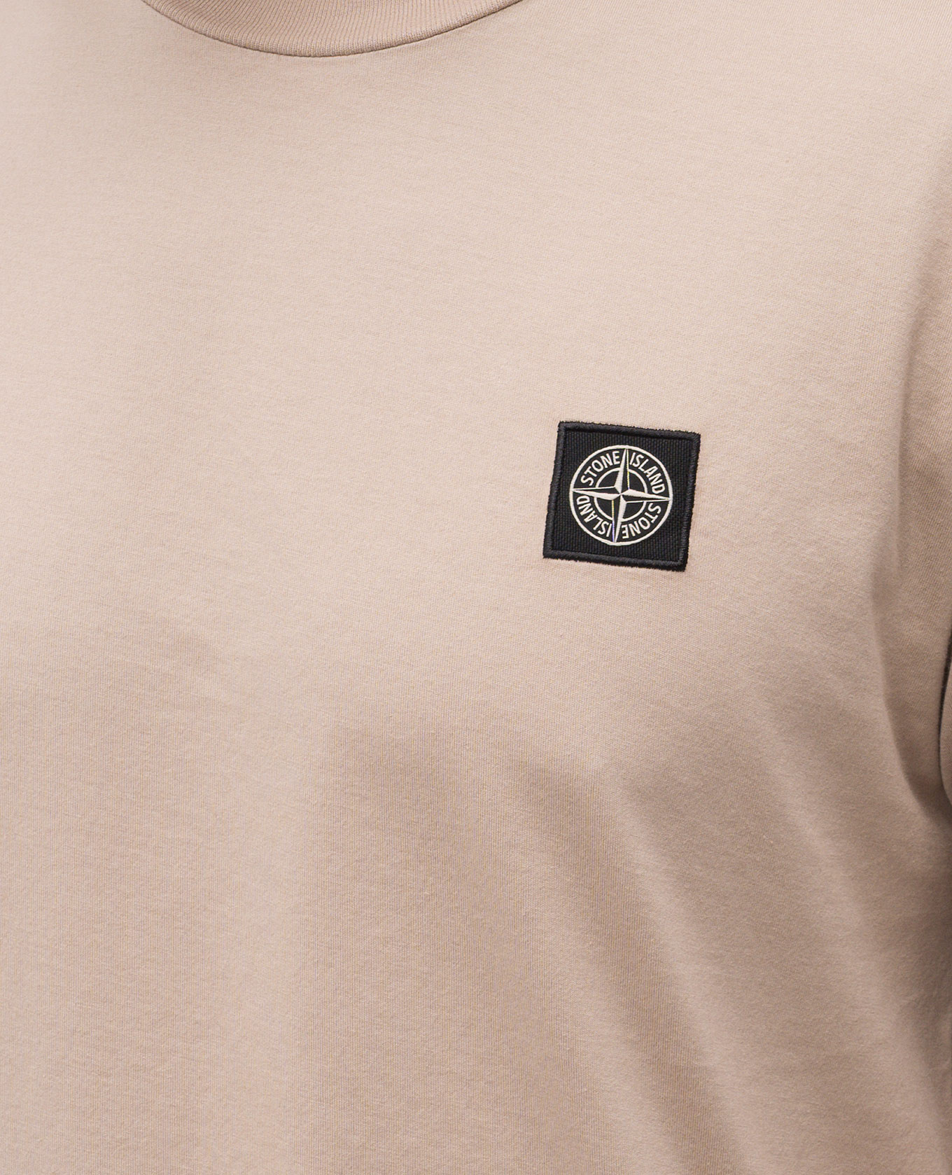 

Beige T-shirt with logo patch Stone Island