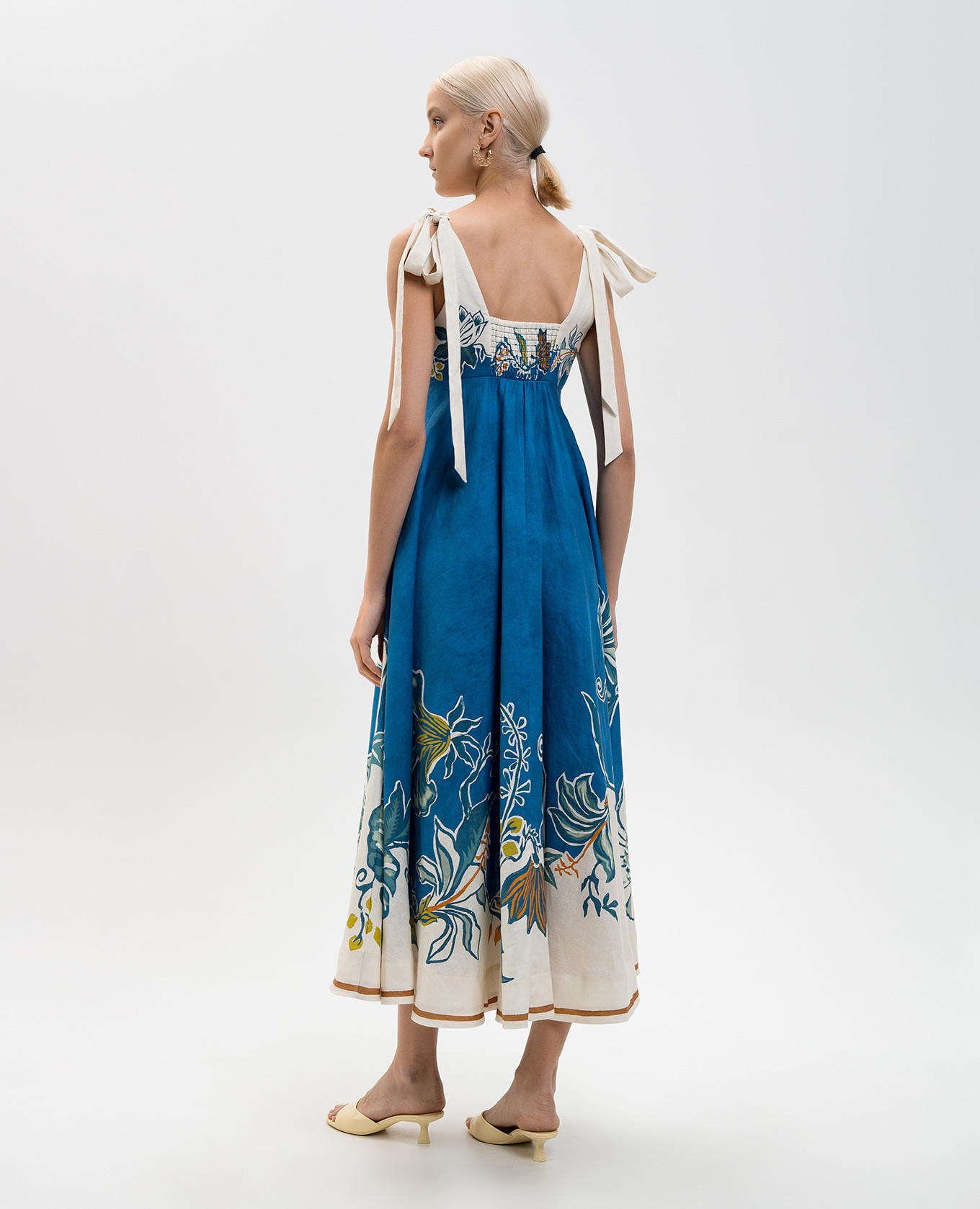 

Blue sundress Luda made of linen Alemais