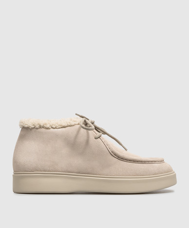 Beige suede deserts Frame on fur