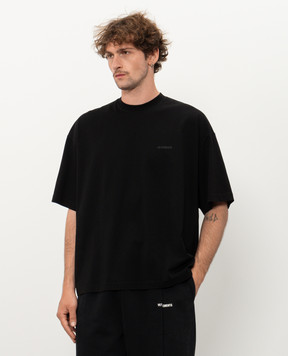 Vetements Black t-shirt with logo print MH27TR143B