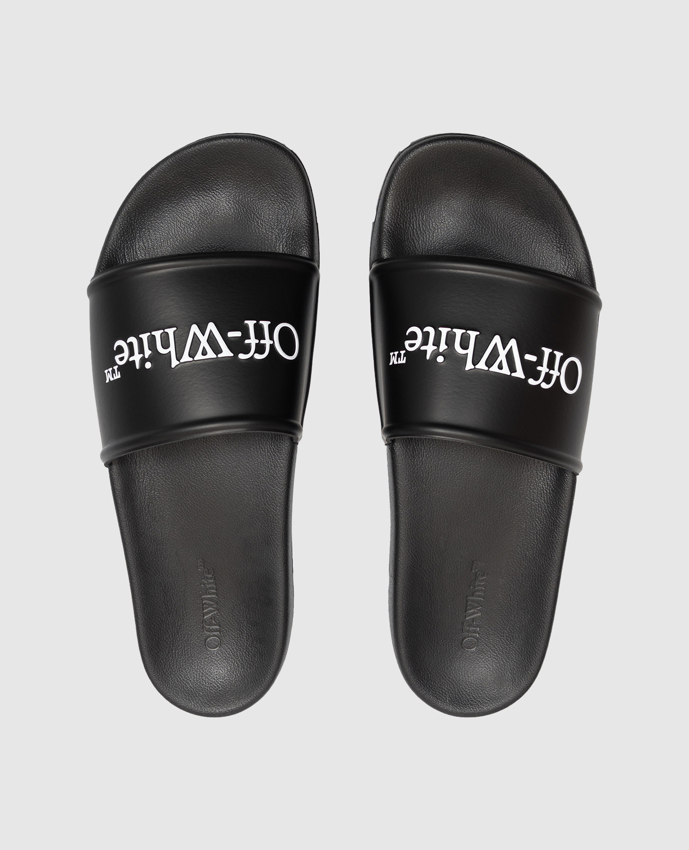Black sliders with contrasting logo Off-White 4