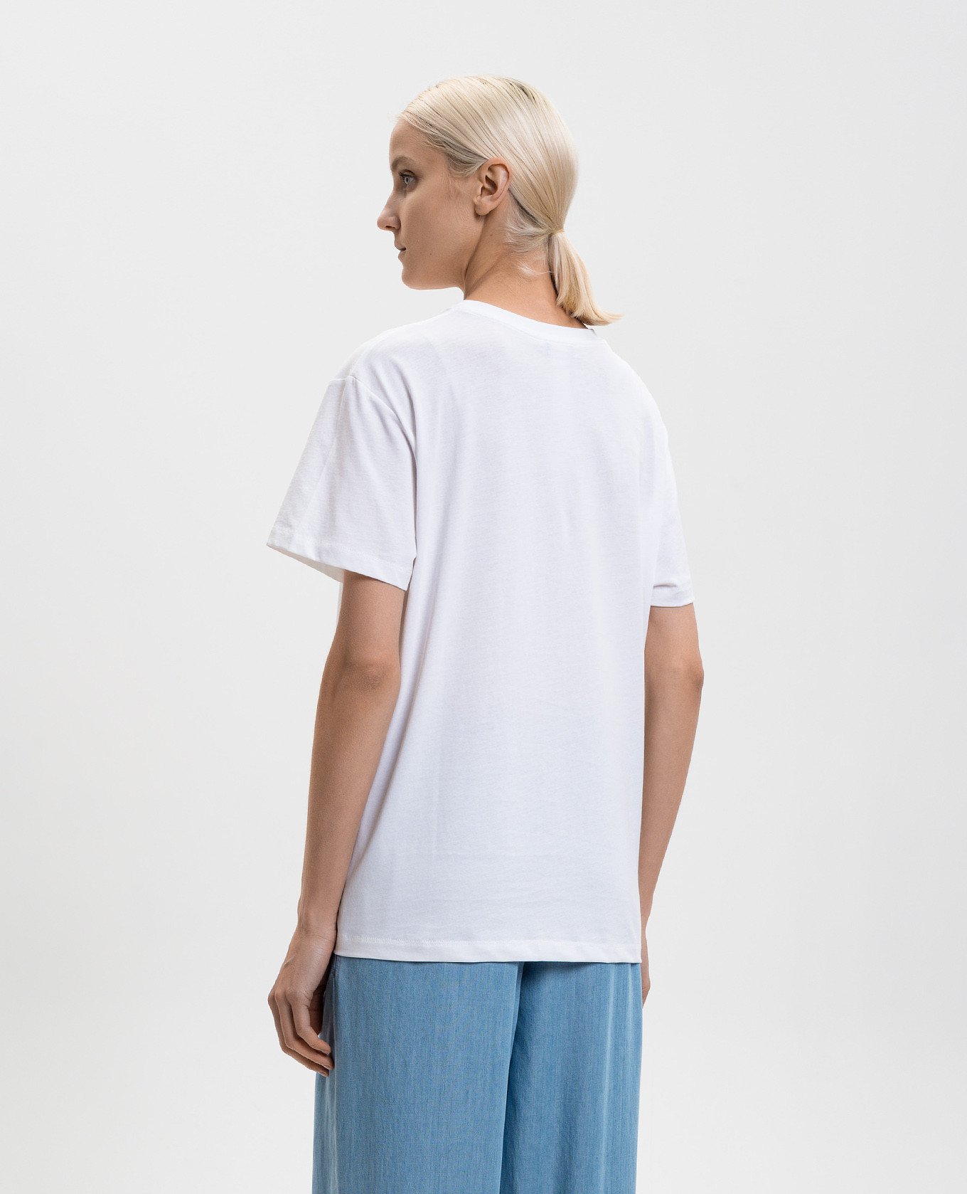 White T-shirt with textured logo Twinset 4