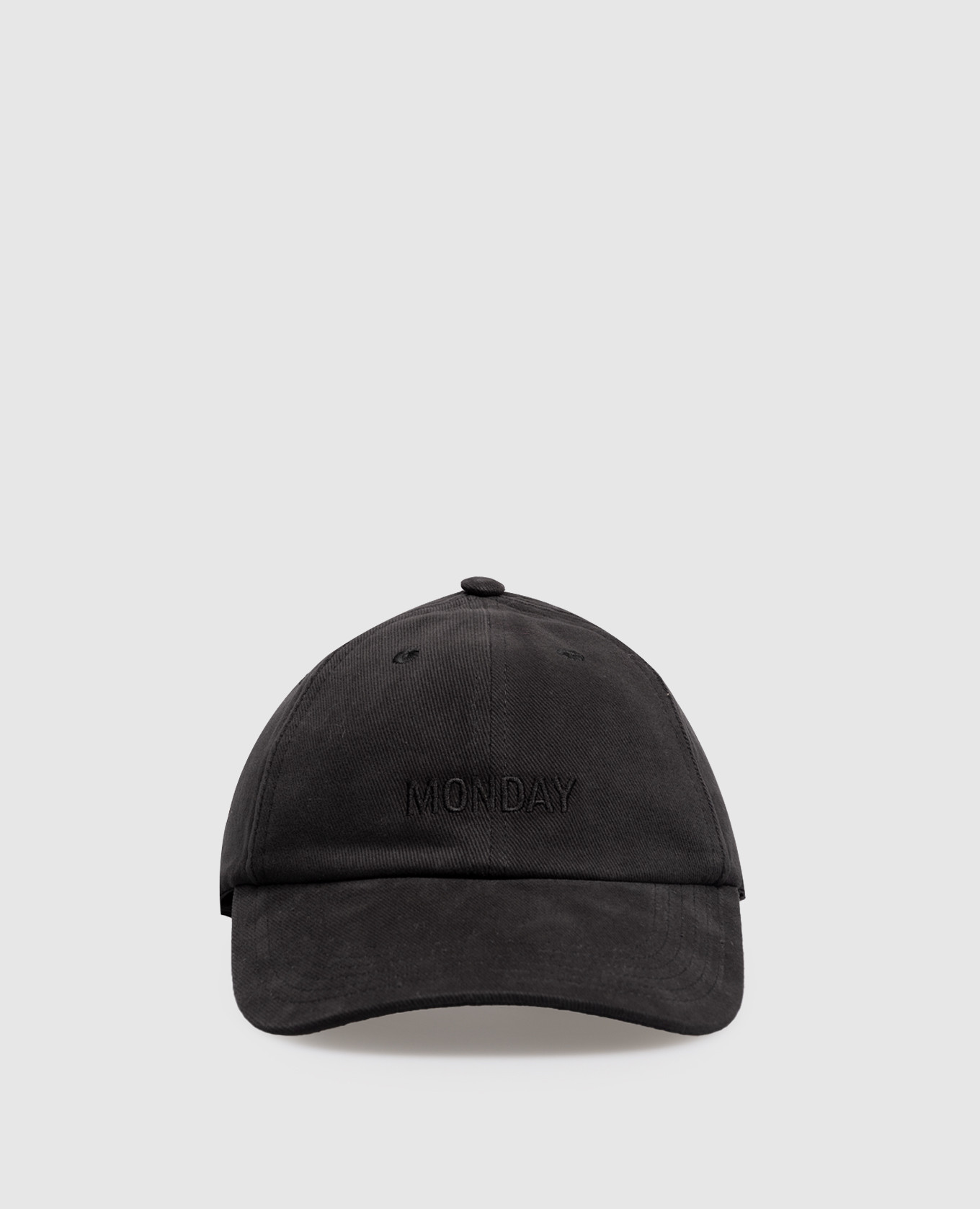 

Black cap with embroidery Vetements