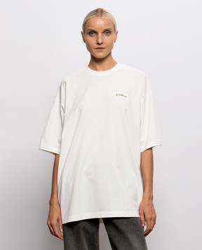 Vetements Ivory T-shirt with a print of the inscription MH27TR148Ww