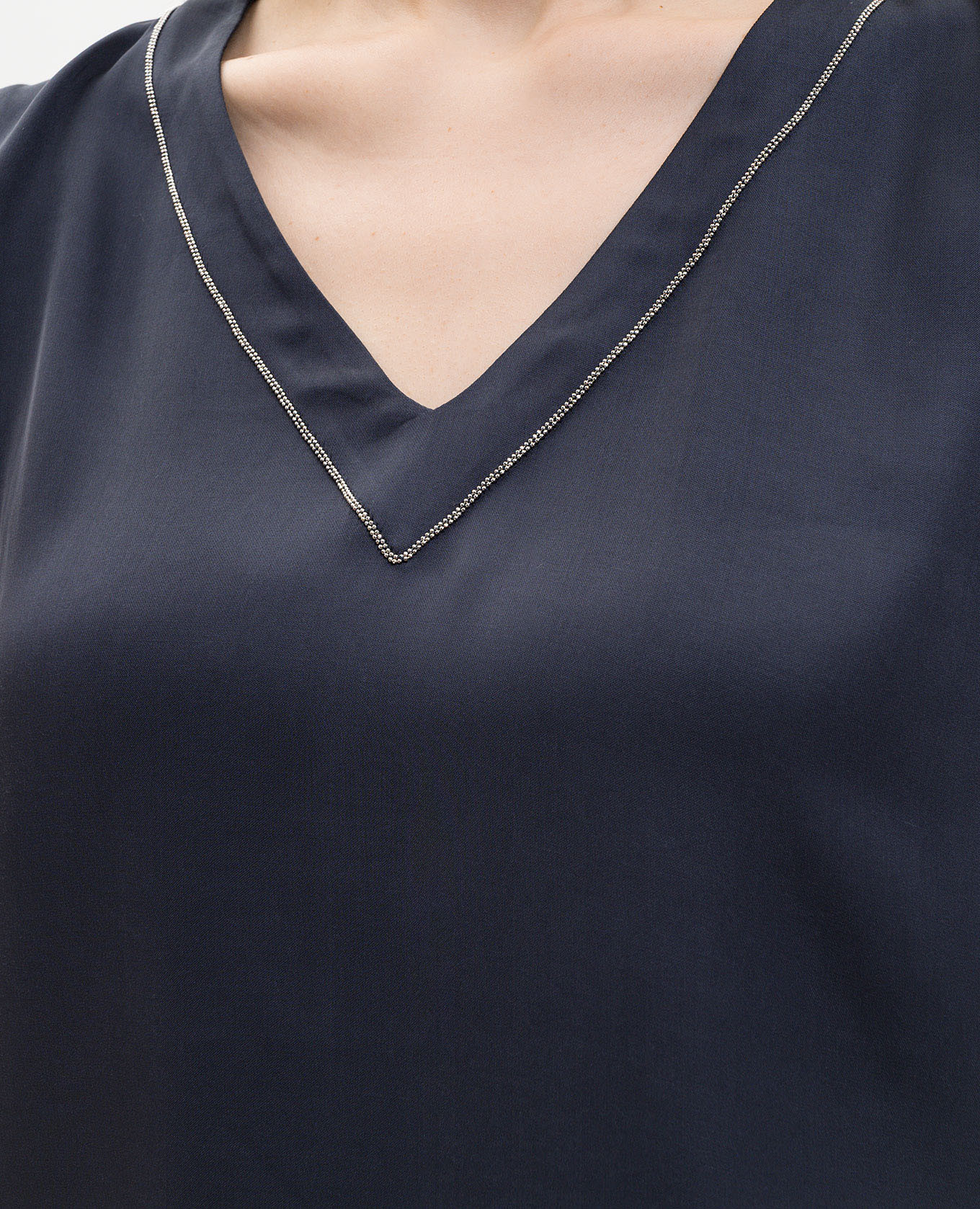 

Blue top with monil chain Peserico