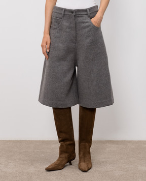 Brunello Cucinelli Gray wool Bermuda shorts MP565P9347