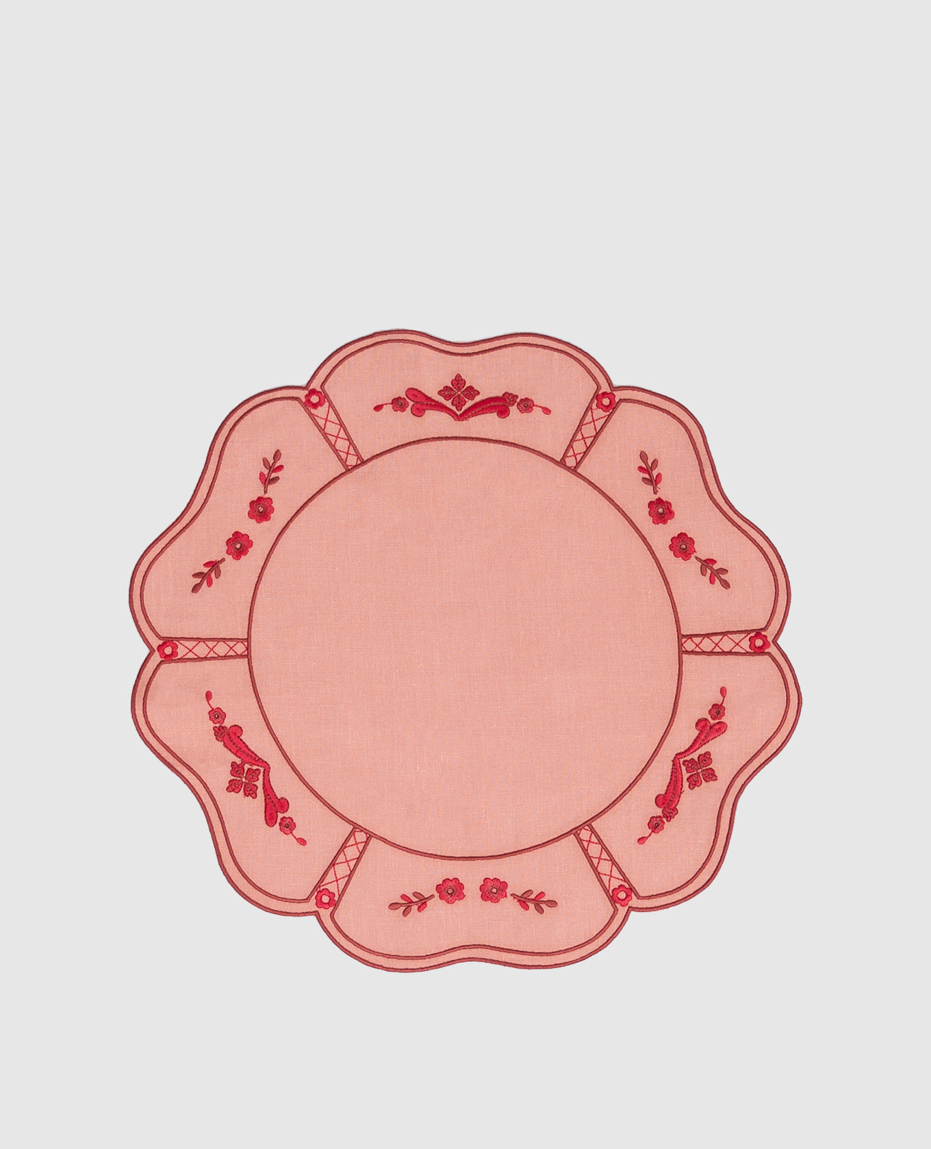 Pink table mat with embroidery