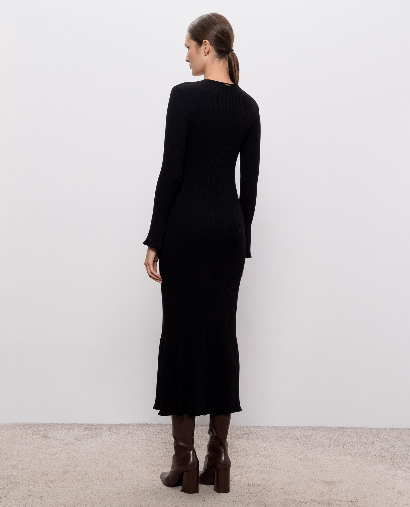 Black dress with lace Twinset 4