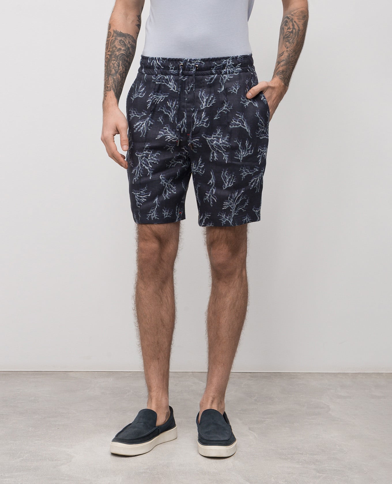 

Blue printed linen shorts ISAIA
