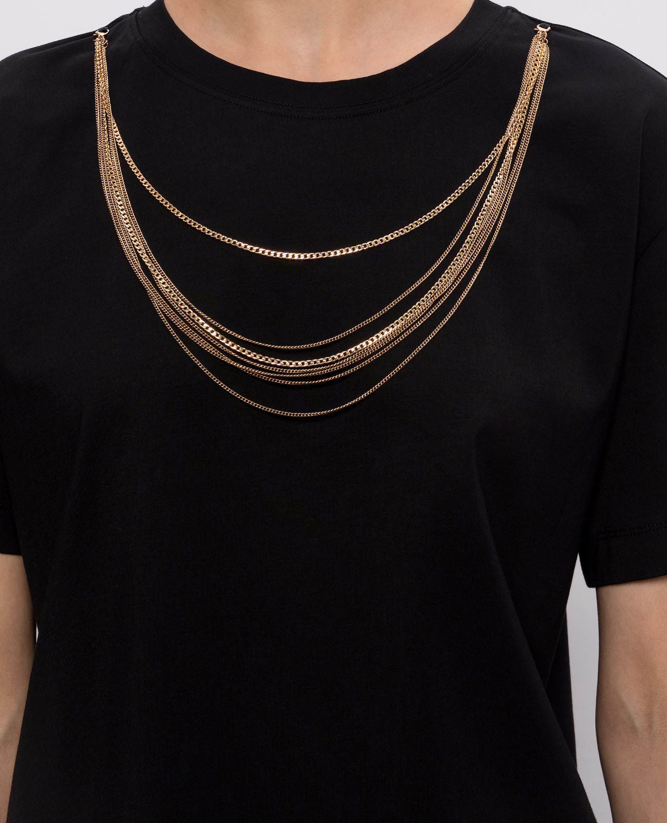 Black T-shirt with chains Twinset 5