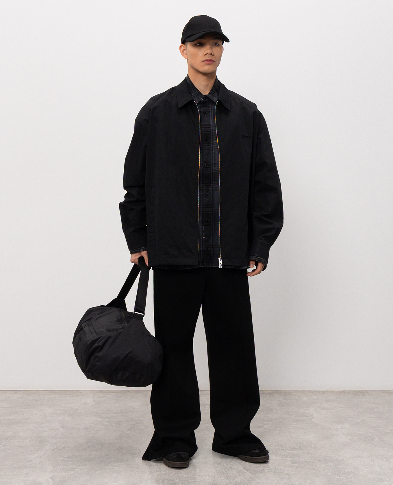Black double-breasted jacket with logo embroidery Juun.j 2