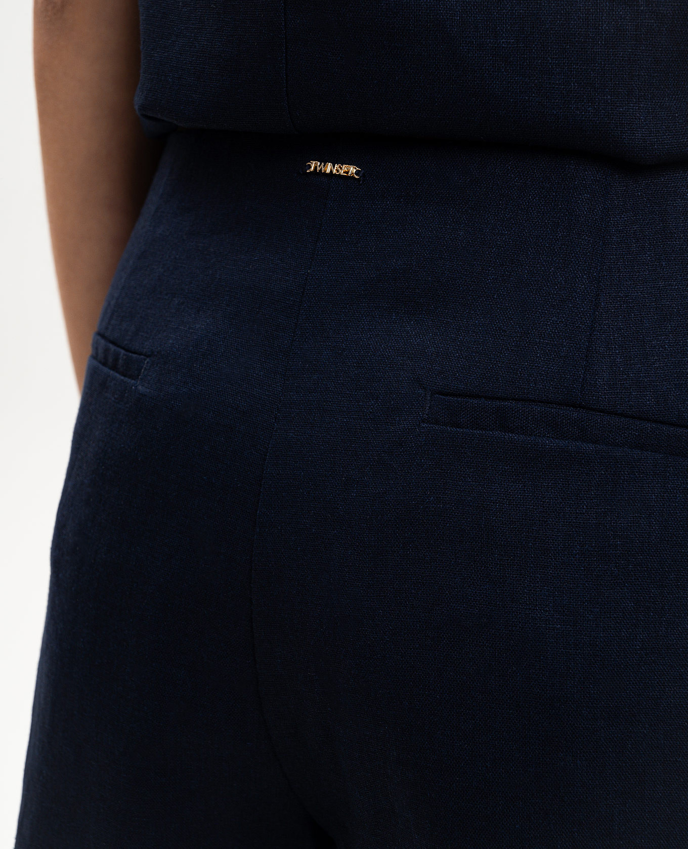 Blue linen shorts with broderie embroidery Twinset 5