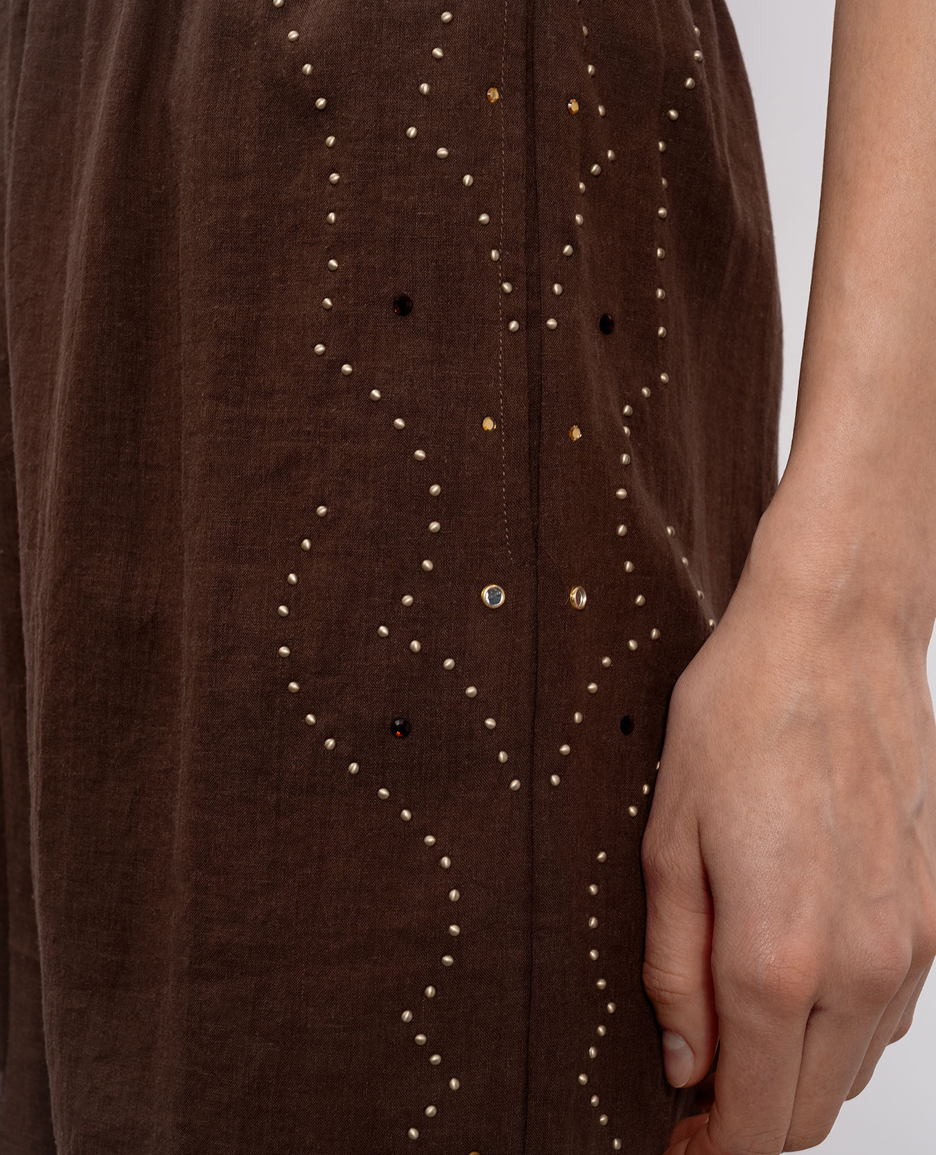 Brown shorts with frame Venuja 5
