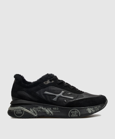 Sneakers Moerun nere abbinate