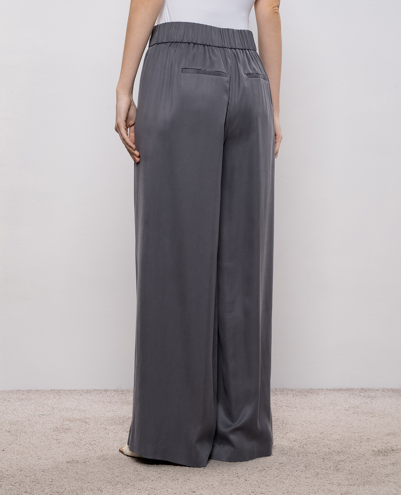 

Gray palazzo Peserico, Grey