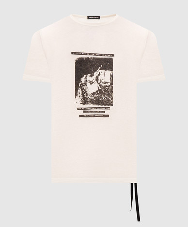 White T-shirt with print