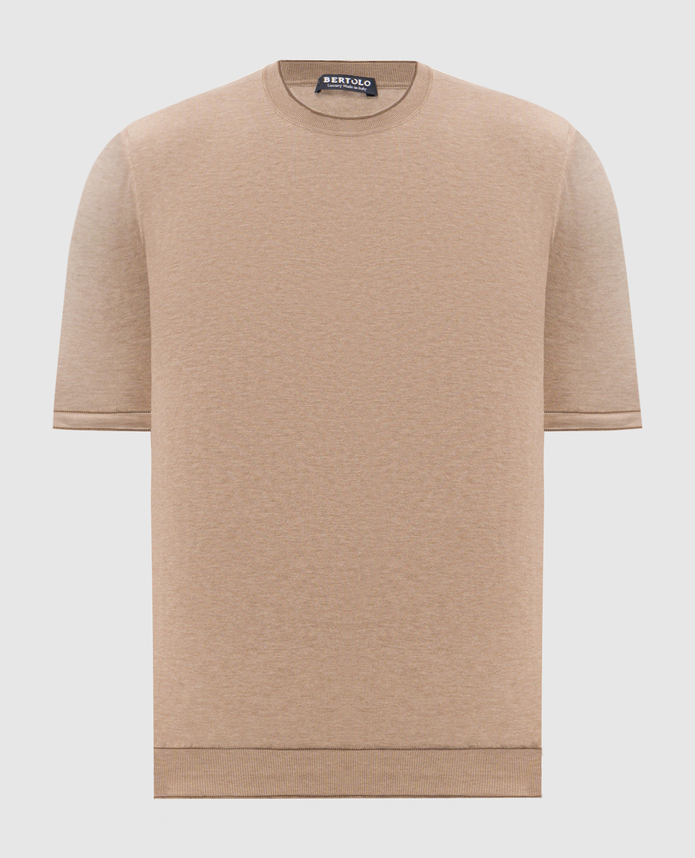 Beige t-shirt with edging
