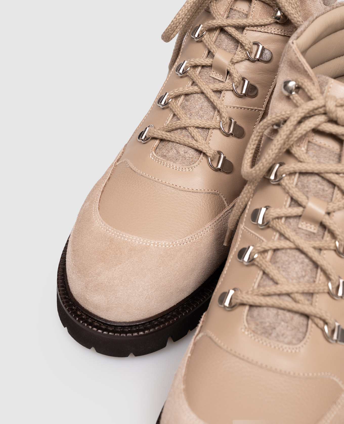 Beige leather boots Peserico 5