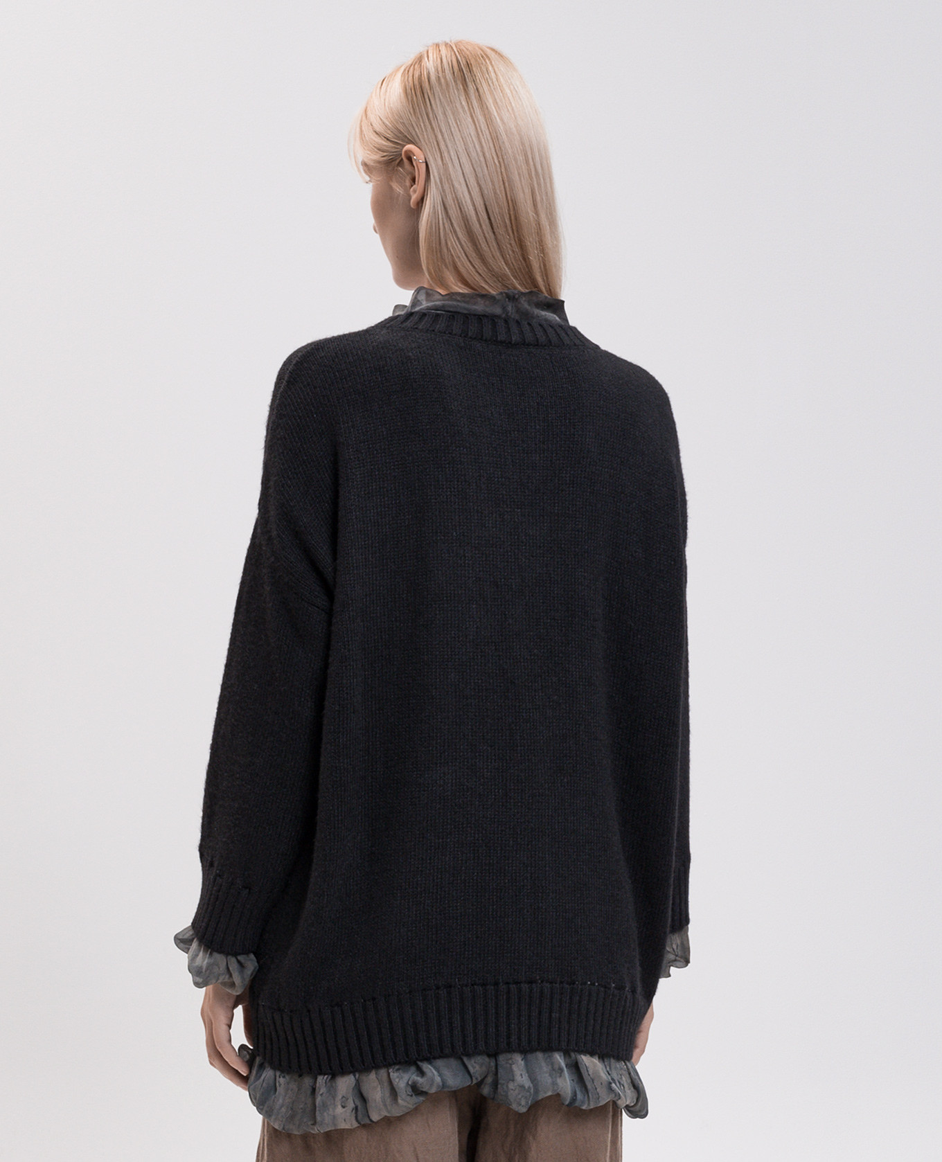 Gray silk sweater Masnada 4