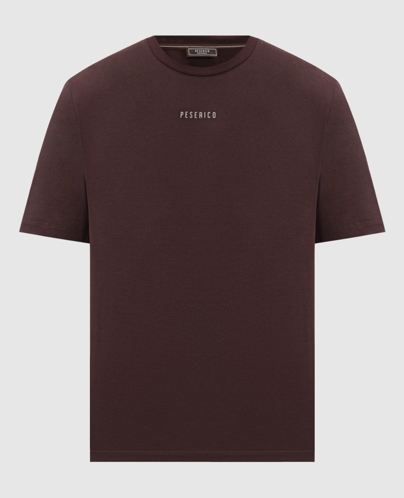 Burgundy t-shirt with a contrasting logo print