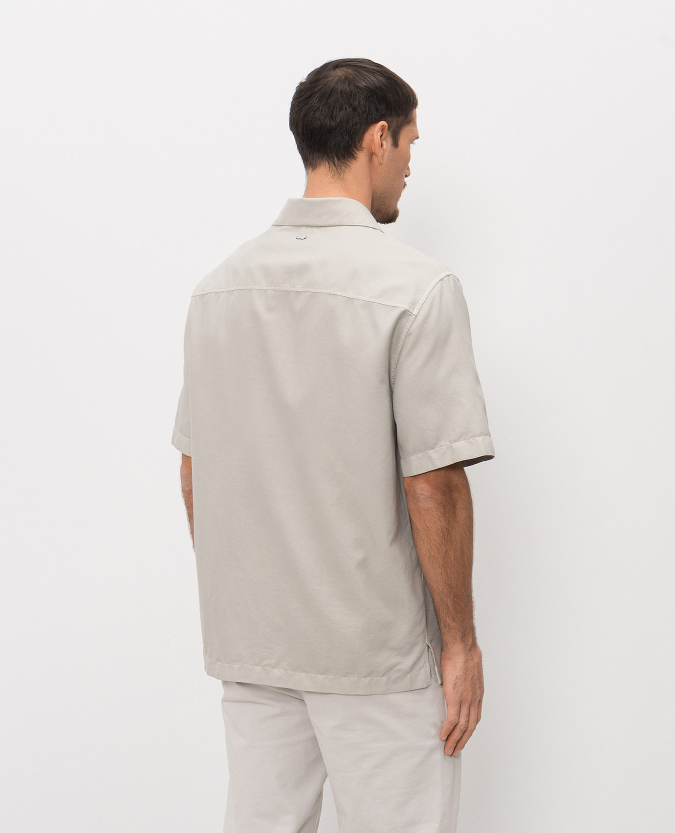 

Green shirt with silk Agnona