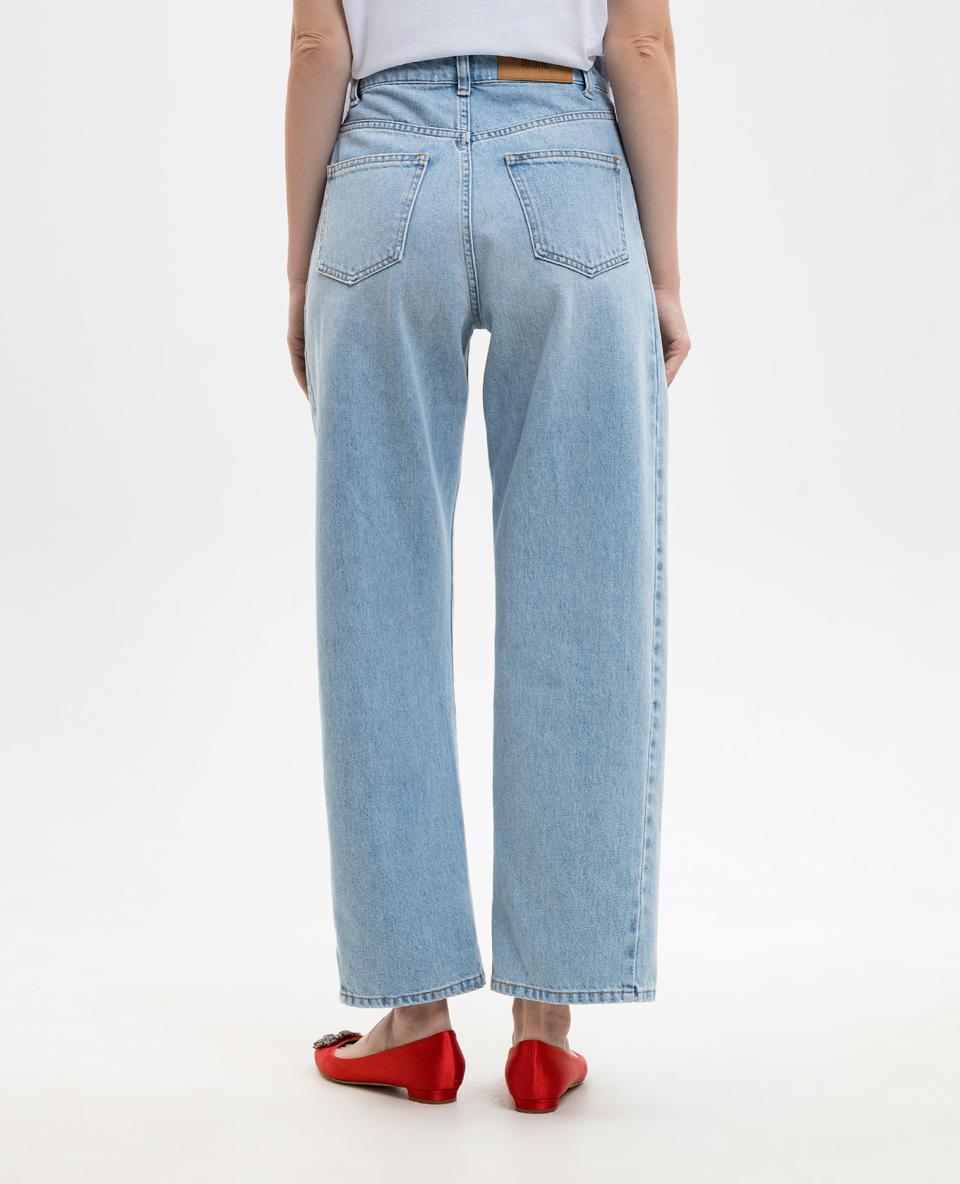 

Blue jeans with a worn effect Solotre, Light blue