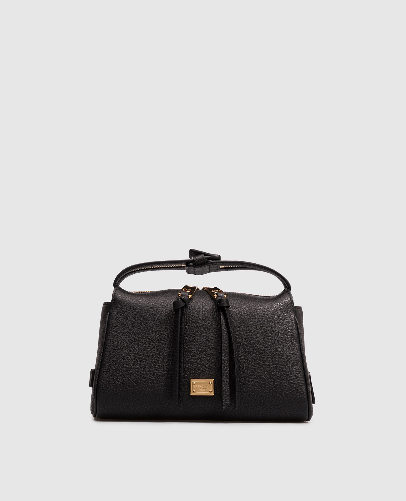Vittoria black leather bag