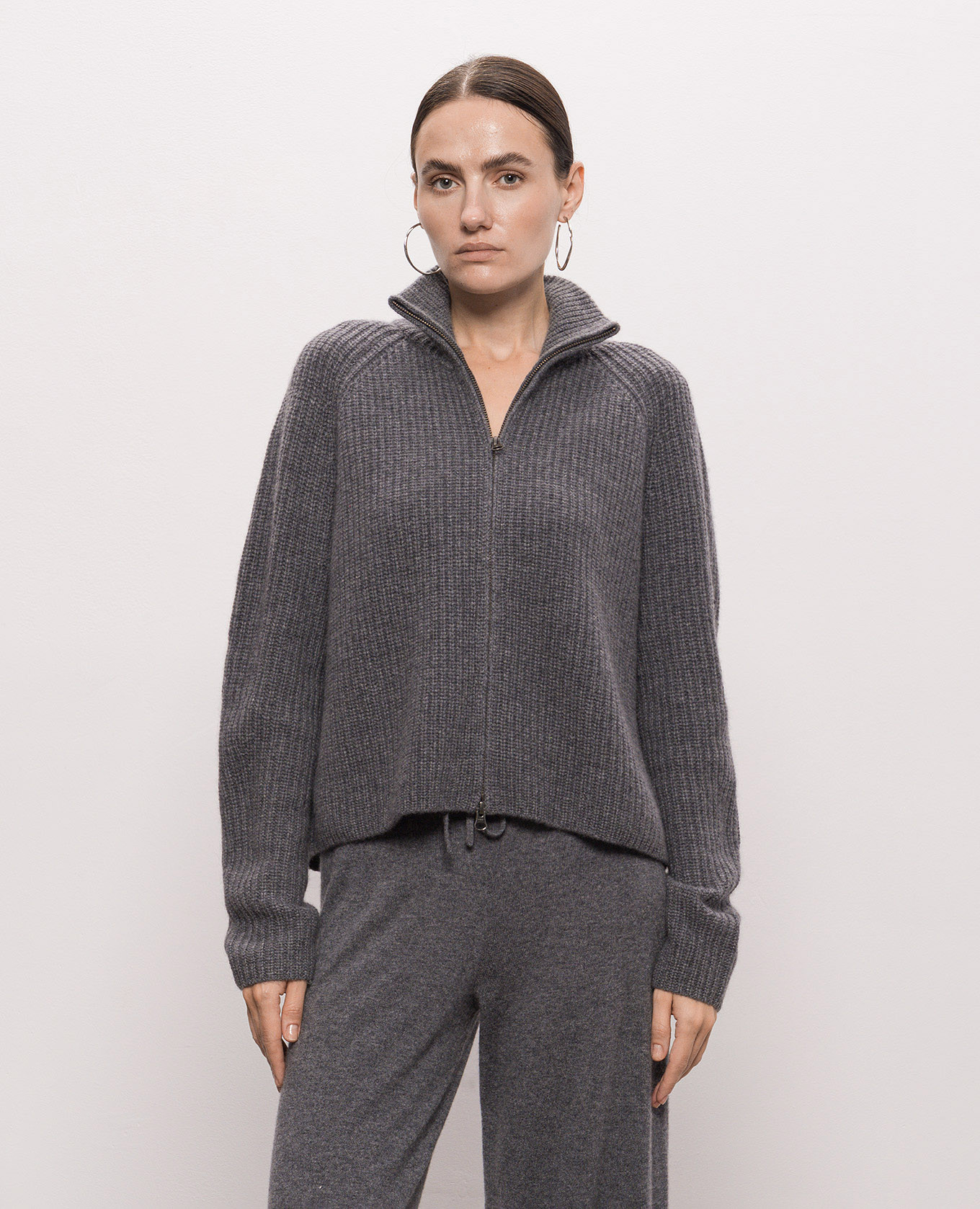 Sadie grey cashmere cardigan LISA YANG 3