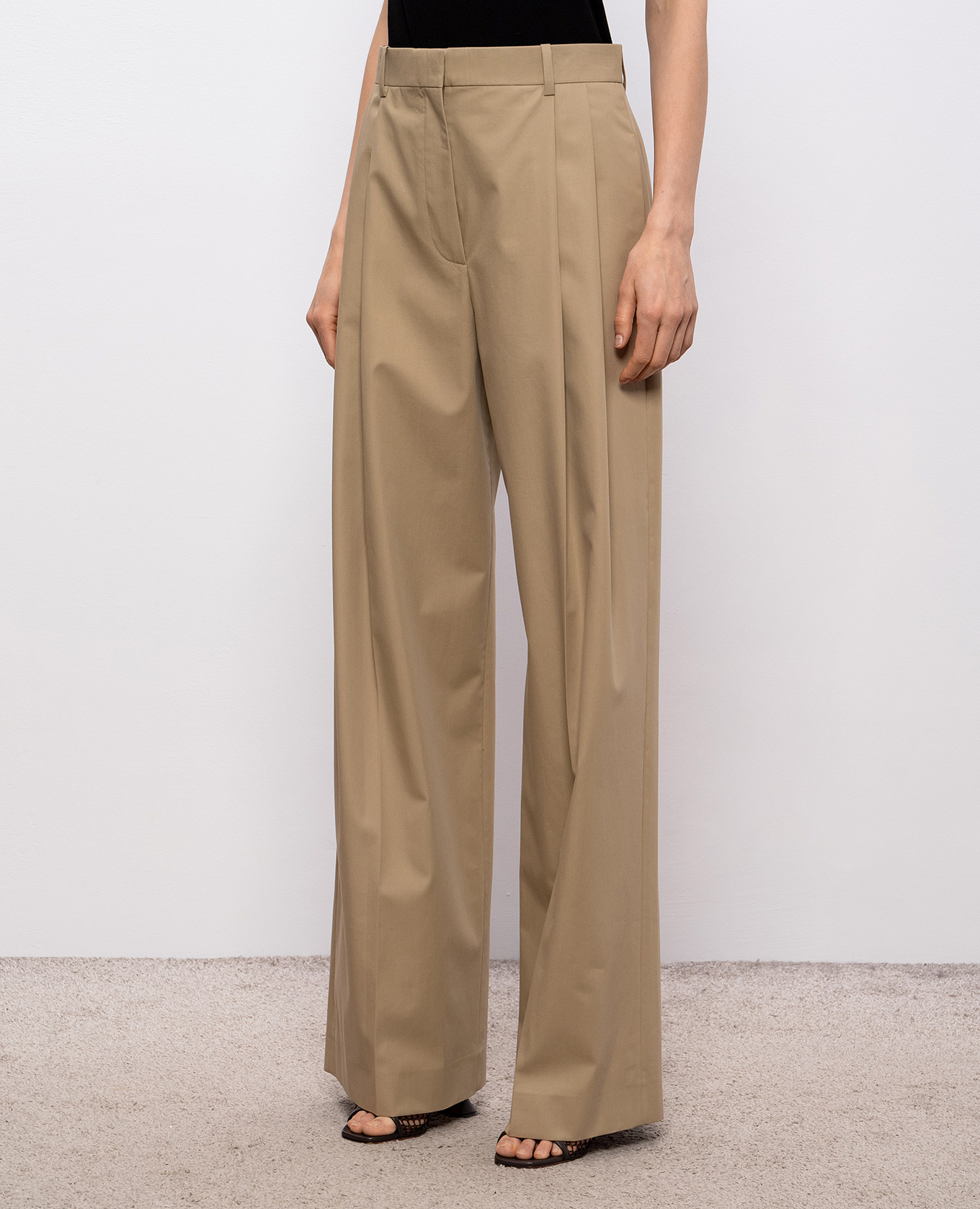 

Beige pants Calcaterra
